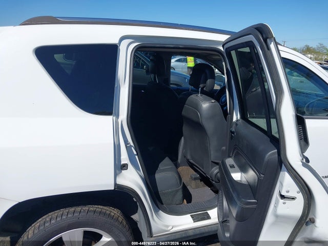 44976223 :رقم المزاد ، 1C4NJCEAXFD126373 vin ، 2015 Jeep Compass High Altitude Edition مزاد بيع