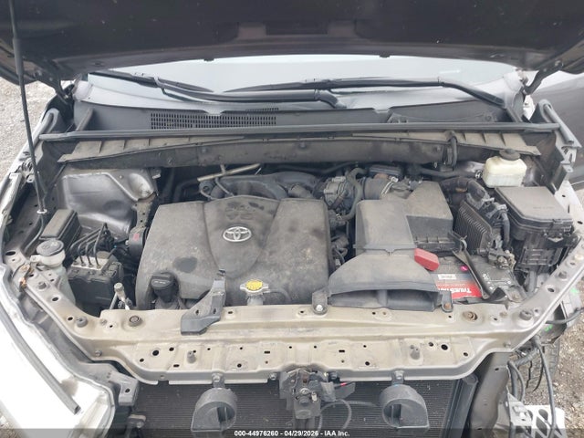 Продаж на аукціоні авто 2017 Toyota Highlander Xle, vin: 5TDJZRFH5HS454166, номер лоту: 44976260