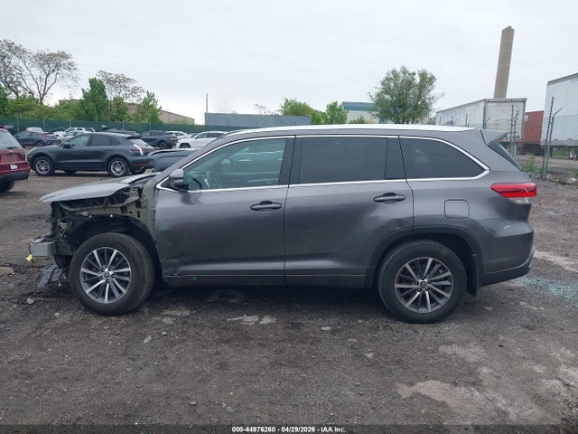 Продаж на аукціоні авто 2017 Toyota Highlander Xle, vin: 5TDJZRFH5HS454166, номер лоту: 44976260