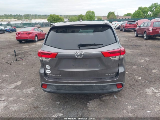 Продаж на аукціоні авто 2017 Toyota Highlander Xle, vin: 5TDJZRFH5HS454166, номер лоту: 44976260