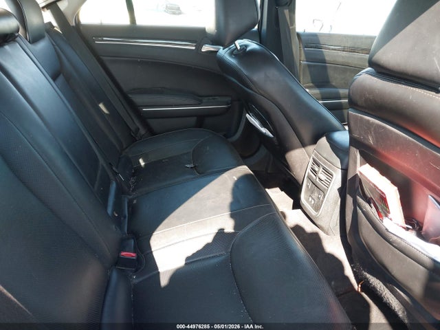 Auction sale of the 2018 Chrysler 300 Limited Awd, vin: 2C3CCAKG5JH304561, lot number: 44976285