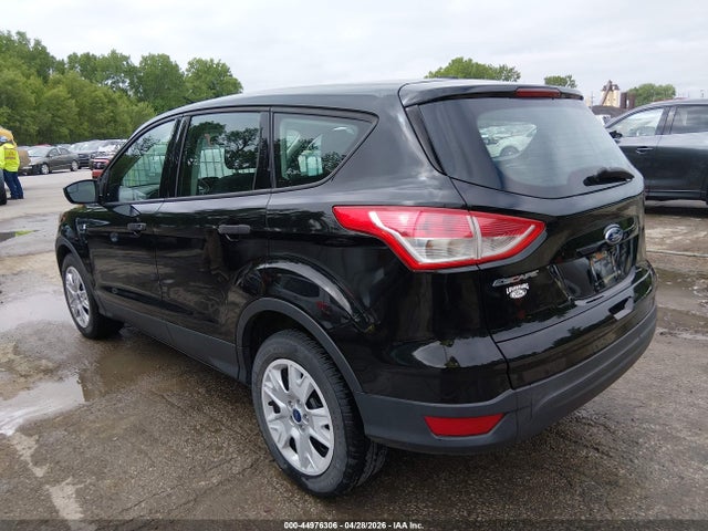 44976306 :رقم المزاد ، 1FMCU0F74GUA75756 vin ، 2016 Ford Escape S مزاد بيع