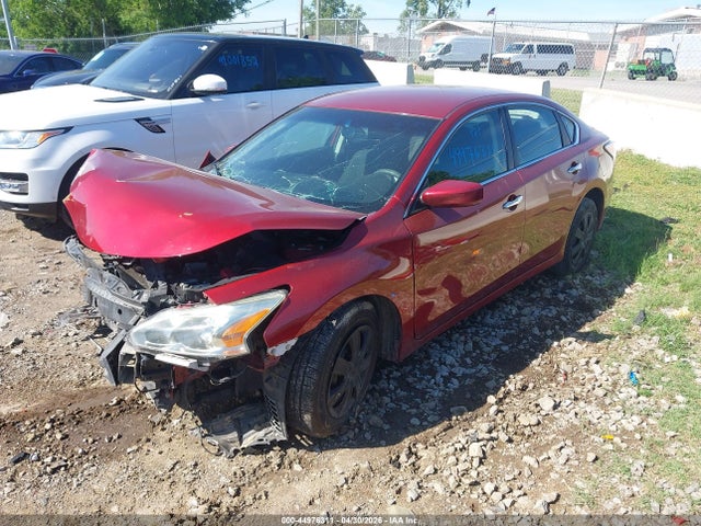 Nissan Altima 2.5 S 2014 1N4AL3AP4EN358260 Image 2