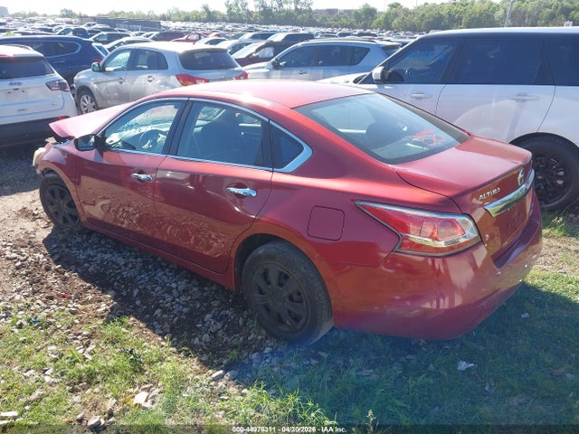Nissan Altima 2.5 S 2014 1N4AL3AP4EN358260 Image 3
