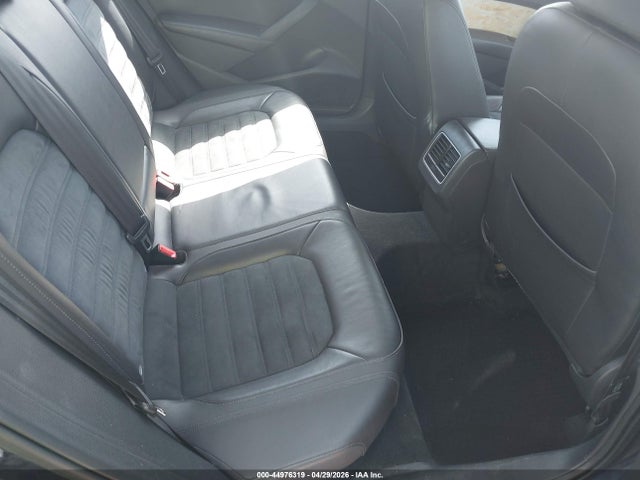2013 Volkswagen Passat 2.0l Tdi Sel Premium მანქანა იყიდება აუქციონზე, vin: 1VWCN7A35DC008550, აუქციონის ნომერი: 44976319