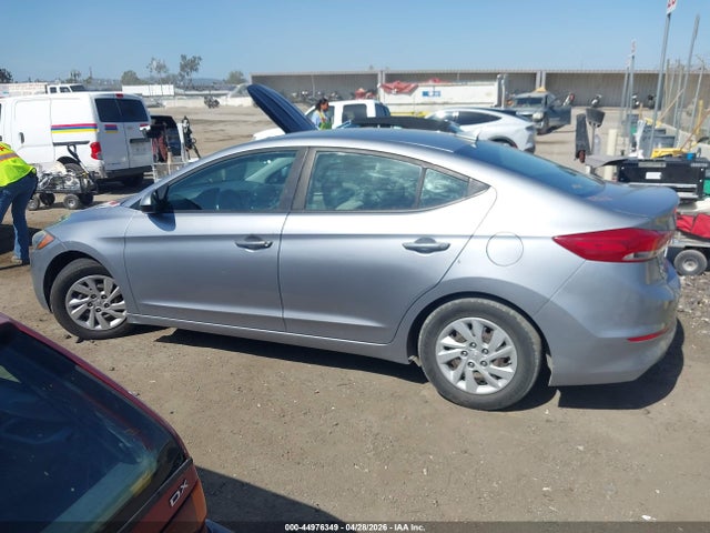 2017 Hyundai Elantra Se მანქანა იყიდება აუქციონზე, vin: 5NPD74LF8HH067030, აუქციონის ნომერი: 44976349