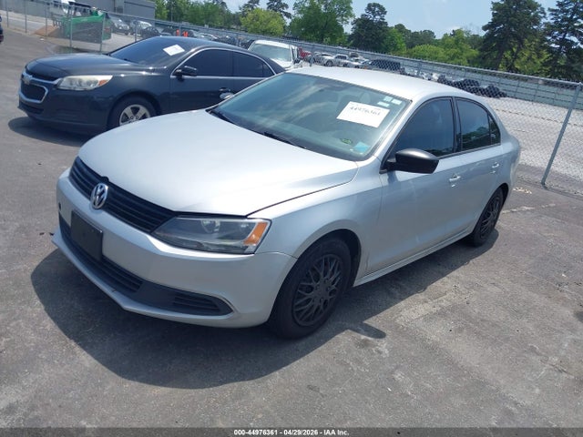 2014 Volkswagen Jetta 2.0l S მანქანა იყიდება აუქციონზე, vin: 3VW2K7AJ9EM357763, აუქციონის ნომერი: 44976361