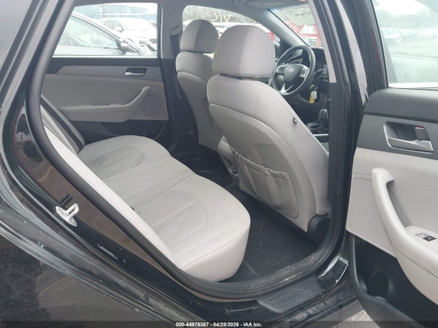 2019 Hyundai Sonata Se მანქანა იყიდება აუქციონზე, vin: 5NPE24AF5KH799614, აუქციონის ნომერი: 44976367