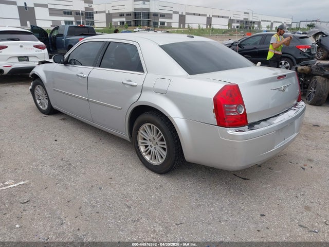 Продаж на аукціоні авто 2010 Chrysler 300 Touring/signature Series/executive Series, vin: 2C3CA5CV2AH326656, номер лоту: 44976382