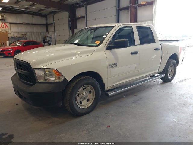 1C6RR6KG5JS290677 RAM 1500 Tradesman 4x2 5&#039;7 Box