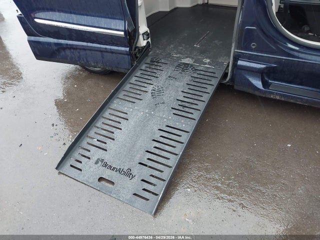 Продаж на аукціоні авто 2018 Chrysler Pacifica Limited, vin: 2C4RC1GG5JR365465, номер лоту: 44976436