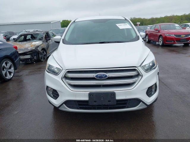 44976449 :رقم المزاد ، 1FMCU0GD2HUE14973 vin ، 2017 Ford Escape Se مزاد بيع