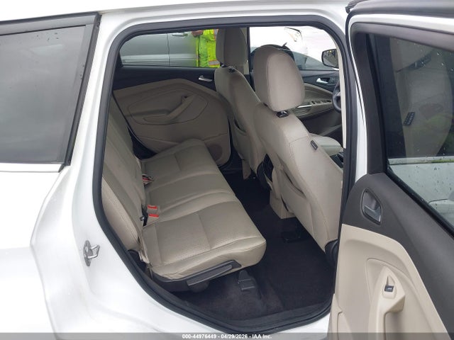 44976449 :رقم المزاد ، 1FMCU0GD2HUE14973 vin ، 2017 Ford Escape Se مزاد بيع