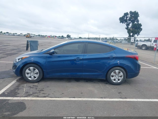 KMHDH4AE8GU640788 Hyundai ELANTRA SE