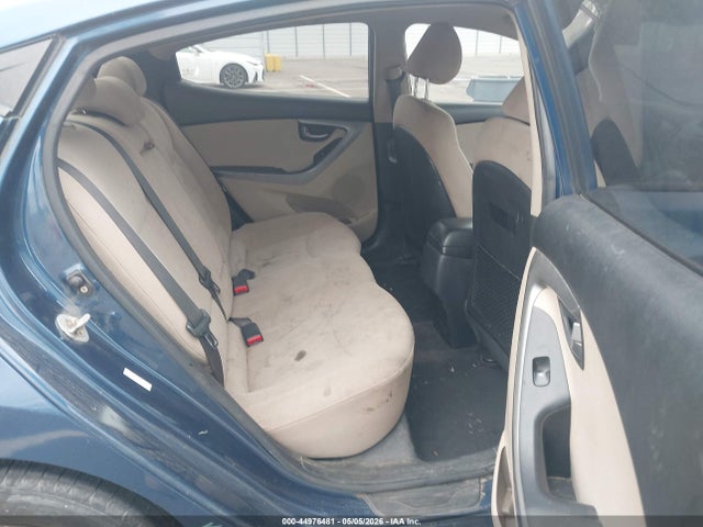 KMHDH4AE8GU640788 Hyundai ELANTRA SE