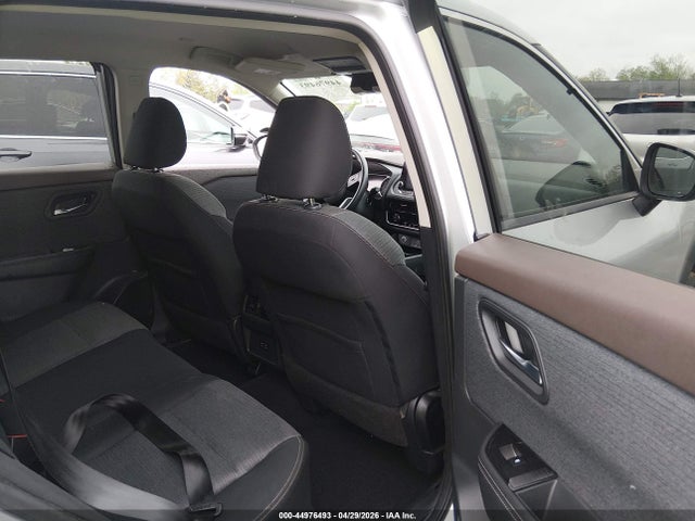 Продаж на аукціоні авто 2022 Nissan Rogue Sv Intelligent Awd, vin: 5N1BT3BB5NC673187, номер лоту: 44976493