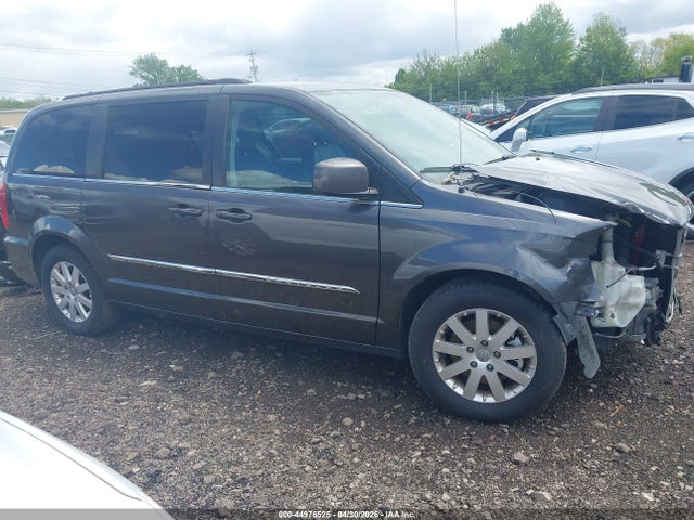 44976525 :رقم المزاد ، 2C4RC1BG3GR268393 vin ، 2016 Chrysler Town & Country Touring مزاد بيع