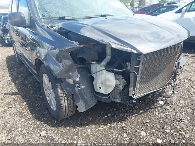 44976525 :رقم المزاد ، 2C4RC1BG3GR268393 vin ، 2016 Chrysler Town & Country Touring مزاد بيع