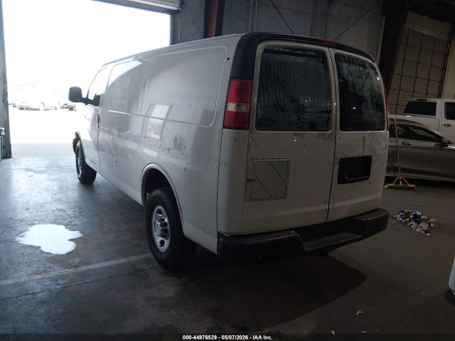 Chevrolet Express 2500 Work Van 2015 1GCWGFCF6F1184811 Image 3