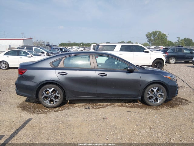 Aukcja sprzedaży 2021 Kia Forte Lxs, vin: 3KPF24AD8ME376617, numer aukcji: 44976540