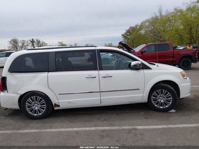 Продажа на аукционе авто 2013 Chrysler Town & Country Touring-l, vin: 2C4RC1CG9DR570815, номер лота: 44976547