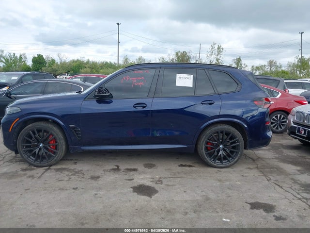 44976562 :رقم المزاد ، 5UX33EU0XR9S52812 vin ، 2024 Bmw X5 M60i مزاد بيع