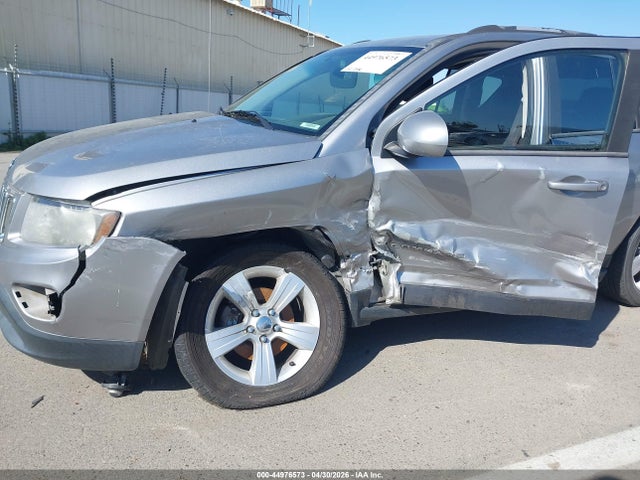 44976573 :رقم المزاد ، 1C4NJCEB1FD209621 vin ، 2015 Jeep Compass Latitude مزاد بيع