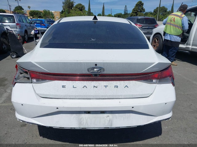 Продажа на аукционе авто 2022 Hyundai Elantra Sel, vin: 5NPLS4AG3NH053571, номер лота: 44976585