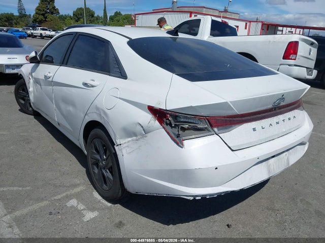 Продажа на аукционе авто 2022 Hyundai Elantra Sel, vin: 5NPLS4AG3NH053571, номер лота: 44976585
