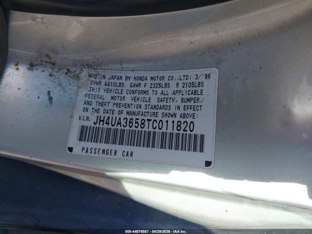 44976587 :رقم المزاد ، JH4UA3658TC011820 vin ، 1996 Acura 3.2tl مزاد بيع