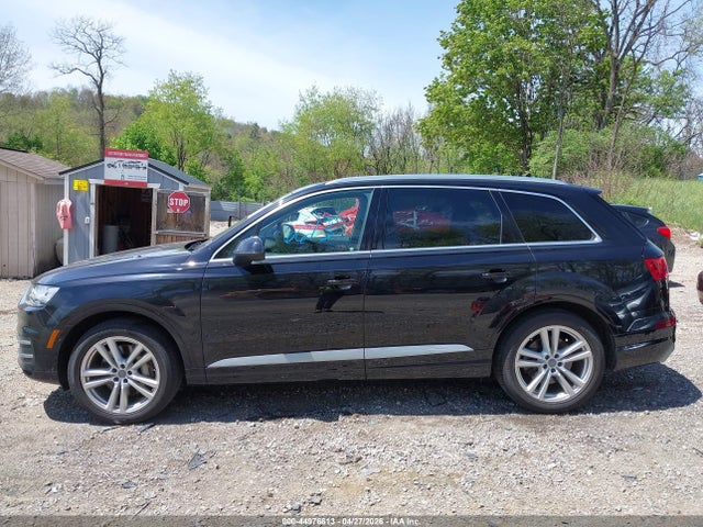 Продаж на аукціоні авто 2017 Audi Q7 3.0t Premium, vin: WA1VAAF75HD056608, номер лоту: 44976613