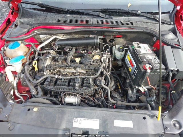 44976626 :رقم المزاد ، 3VWD17AJ2FM295443 vin ، 2015 Volkswagen Jetta 1.8t Se مزاد بيع