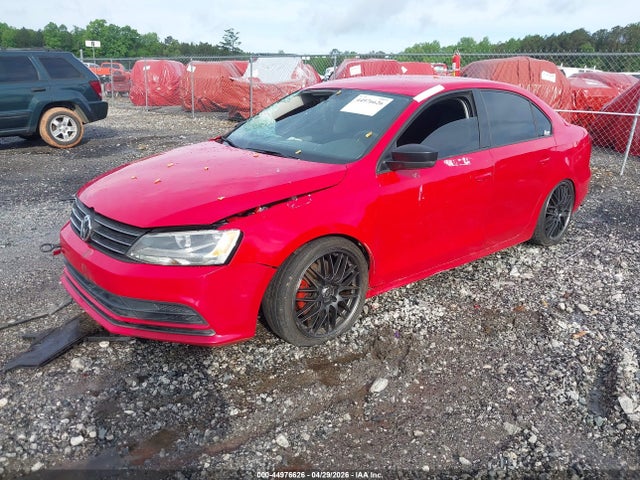 44976626 :رقم المزاد ، 3VWD17AJ2FM295443 vin ، 2015 Volkswagen Jetta 1.8t Se مزاد بيع