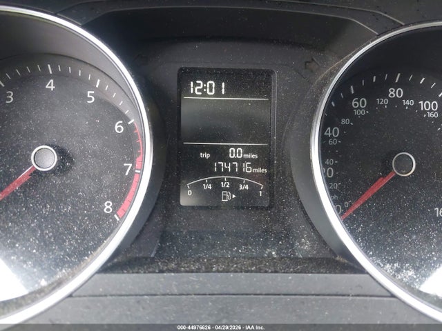 44976626 :رقم المزاد ، 3VWD17AJ2FM295443 vin ، 2015 Volkswagen Jetta 1.8t Se مزاد بيع
