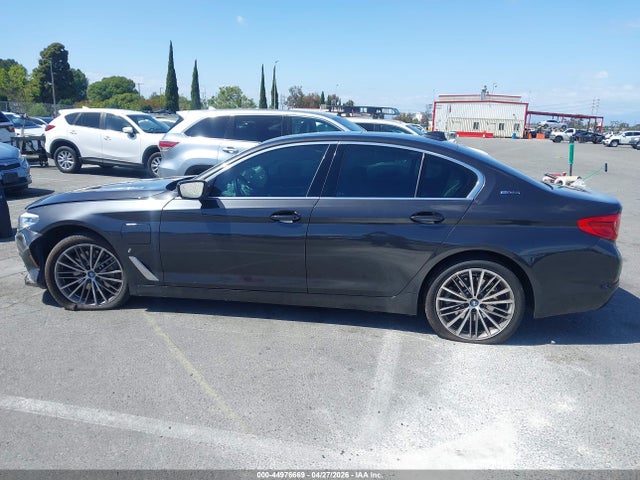 WBAJA9C5XKB254073 BMW 530e Iperformance