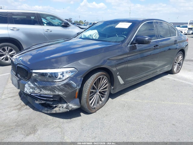 WBAJA9C5XKB254073 BMW 530e Iperformance