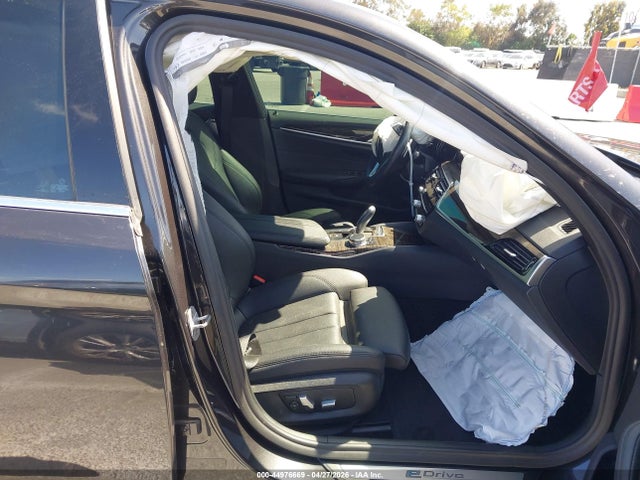 WBAJA9C5XKB254073 BMW 530e Iperformance