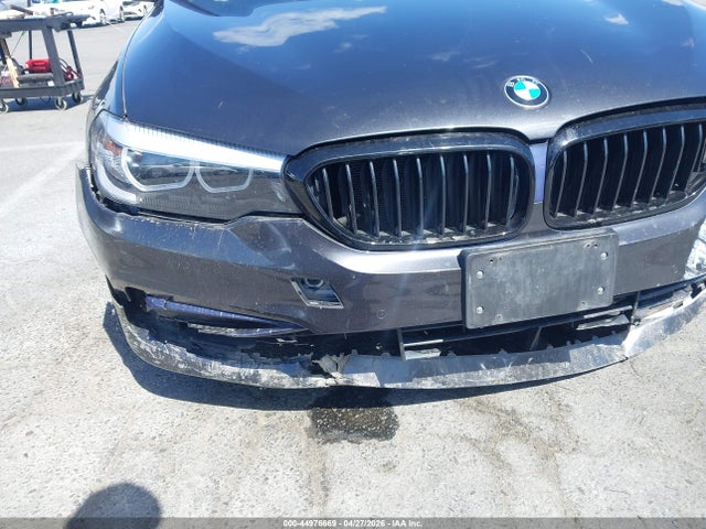 WBAJA9C5XKB254073 BMW 530e Iperformance