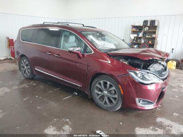 Продаж на аукціоні авто 2017 Chrysler Pacifica Limited, vin: 2C4RC1GG1HR584143, номер лоту: 44976670