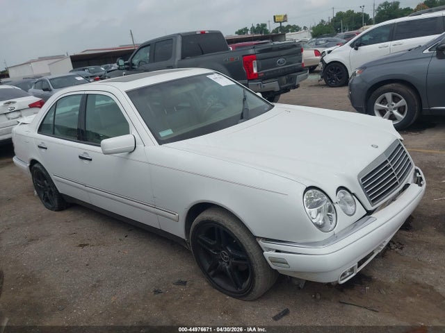 Продажа на аукционе авто 1998 Mercedes-benz E 300 Diesel, vin: WDBJF25F3WA695748, номер лота: 44976671