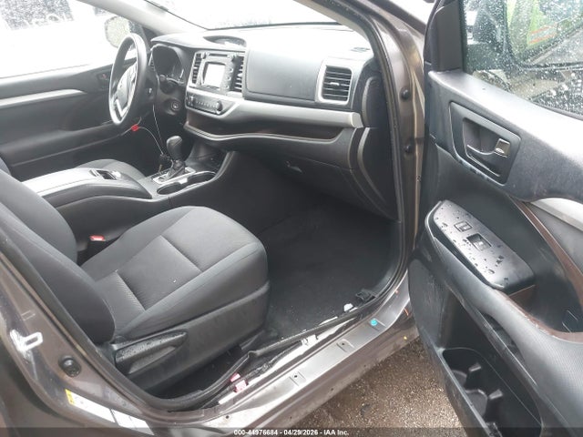 Aukcja sprzedaży 2019 Toyota Highlander Le, vin: 5TDBZRFH8KS921107, numer aukcji: 44976684