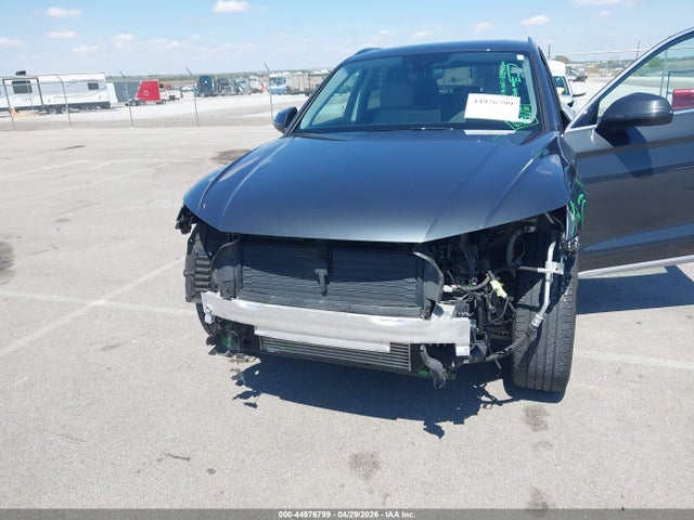 44976799 :رقم المزاد ، WA1BAAFY0M2131782 vin ، 2021 Audi Q5 Premium Plus 45 Tfsi Quattro S Tronic مزاد بيع