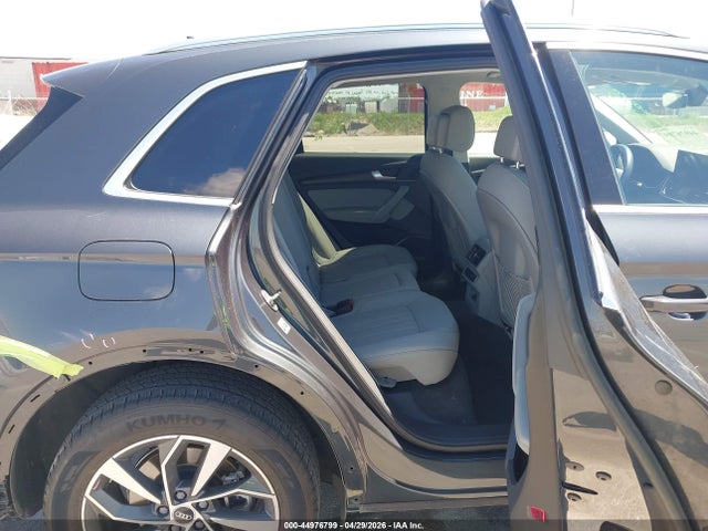 44976799 :رقم المزاد ، WA1BAAFY0M2131782 vin ، 2021 Audi Q5 Premium Plus 45 Tfsi Quattro S Tronic مزاد بيع