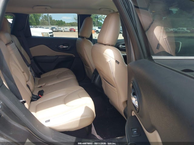 Продаж на аукціоні авто 2016 Jeep Cherokee Latitude, vin: 1C4PJLCS2GW370528, номер лоту: 44976802