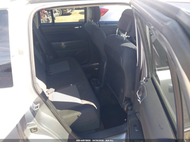 44976808 :رقم المزاد ، 1C4NJDBBXGD549961 vin ، 2016 Jeep Compass Sport مزاد بيع