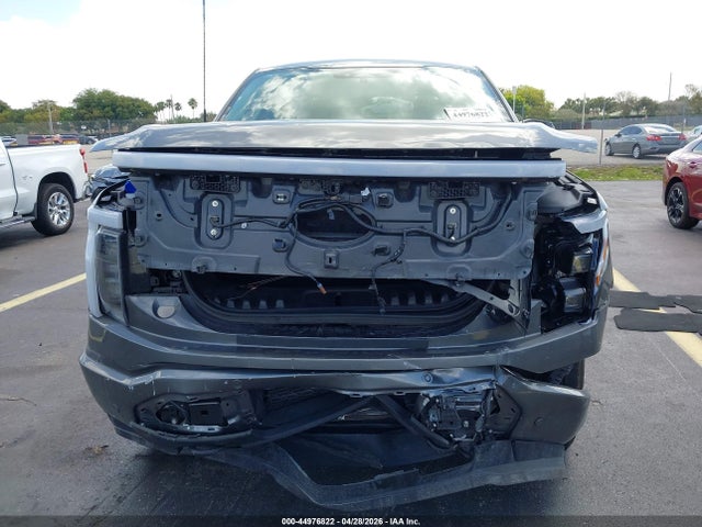 44976822 :رقم المزاد ، 1FT6W3LU2SWG10488 vin ، 2025 Ford F-150 Lightning Flash مزاد بيع