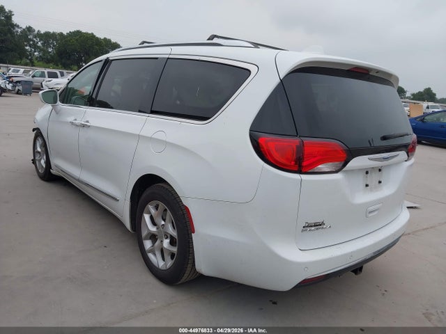 Auction sale of the 2018 Chrysler Pacifica Touring L, vin: 2C4RC1BG7JR352305, lot number: 44976833