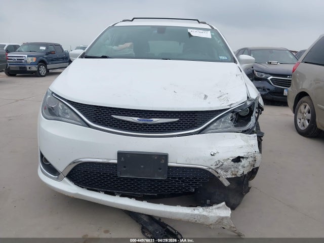 Auction sale of the 2018 Chrysler Pacifica Touring L, vin: 2C4RC1BG7JR352305, lot number: 44976833