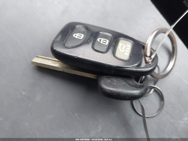 Продажа на аукционе авто 2013 Hyundai Veloster Base W/black, vin: KMHTC6AD4DU175550, номер лота: 44976856