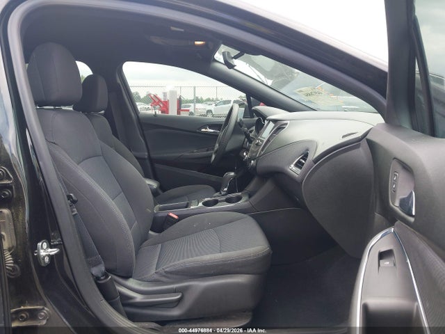 44976884 :رقم المزاد ، 1G1BE5SM7J7171028 vin ، 2018 Chevrolet Cruze Lt Auto مزاد بيع